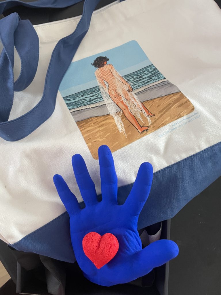 Le coeur sur la main